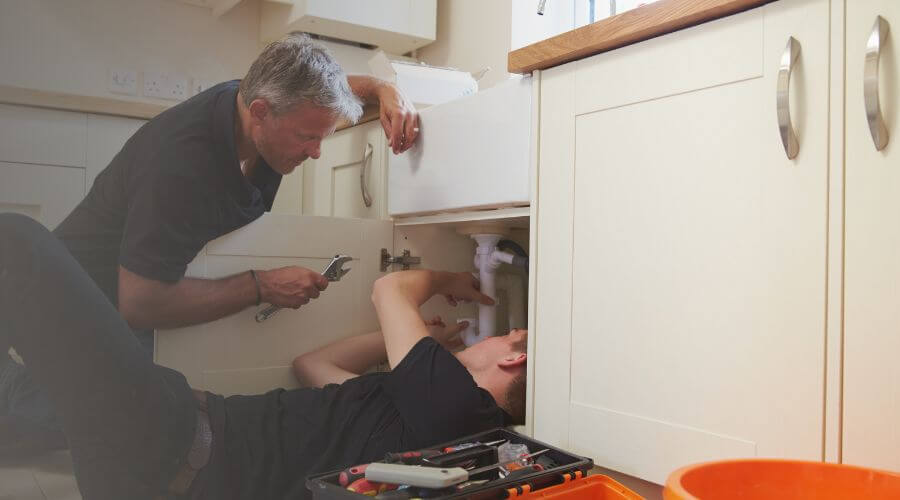 Professional burst pipe repair services in Toledo, IL